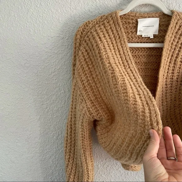 Anthropologie Camel Chunky Knit Cropped Cardigan - Picture 7 of 13